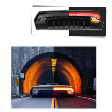 Load image into Gallery viewer, Luce posteriore di sicurezza della bicicletta con indicatori - Ozerty
