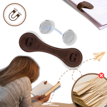 Load image into Gallery viewer, Elegante segnalibro personalizzato in pelle magnetica - Ozerty