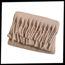 Load image into Gallery viewer, Sciarpa da donna Cozy Elegance - Ozerty