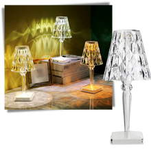 Load image into Gallery viewer, Lampada da scrivania in cristallo acrilico - Ozerty
