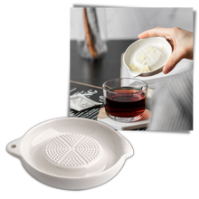 Load image into Gallery viewer, Grattugia da cucina in ceramica
