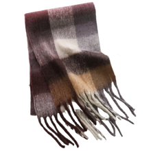 Load image into Gallery viewer, Sciarpa invernale da donna a quadri
